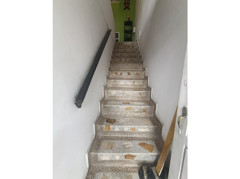 se vende casa bifamiliar sector San José, Armenia Quindío — foto 2