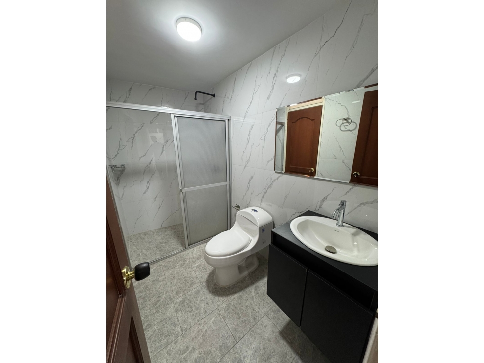 se vende apartamento al norte sector fundadores, Armenia Quindio — foto 5