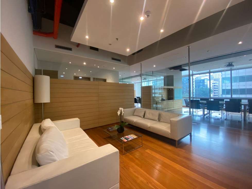 ARRIENDO Oficina Nogal — foto 2