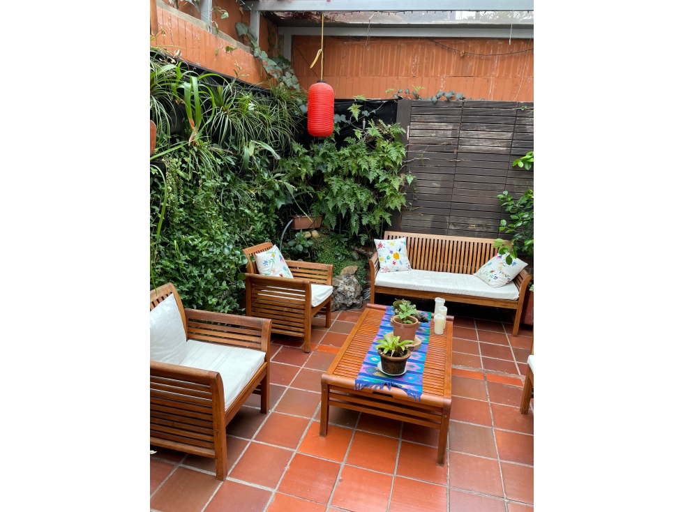 Hermosa casa remodelada, terrazas y mucha luz en barrio Contador