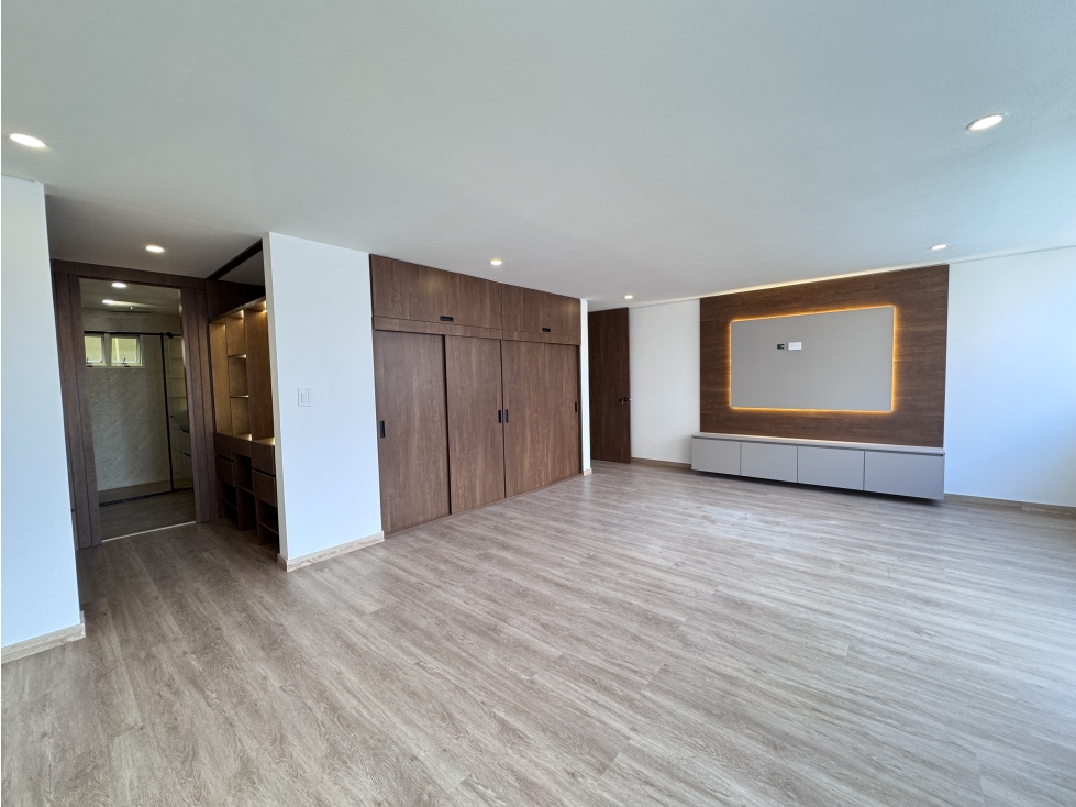 APARTAMENTO REMODELADO COMPLETAMENTE EN SANTA BARBARA