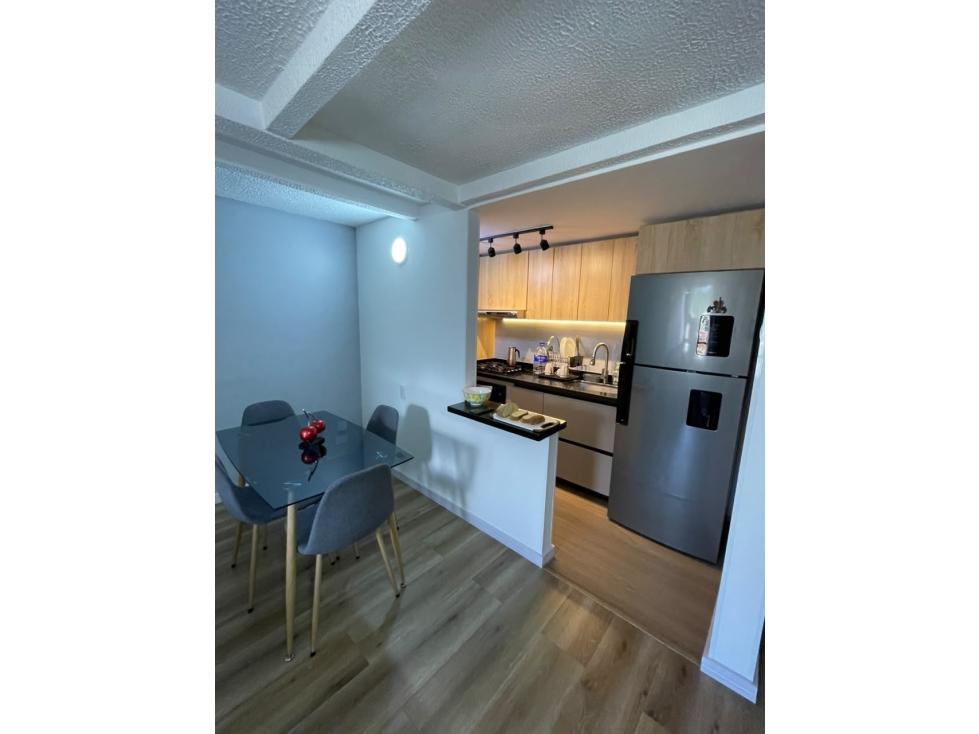 Apto en Suba piso 9 remodelado con mucha luz — foto 2