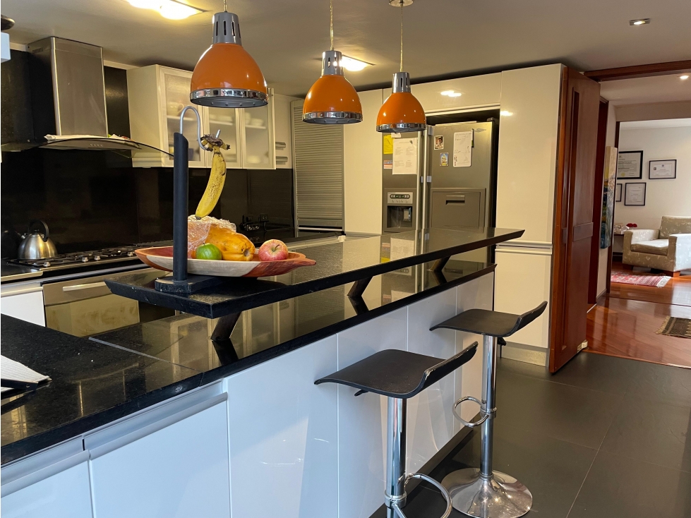 Hermosa casa remodelada, terrazas y mucha luz en barrio Contador — foto 2