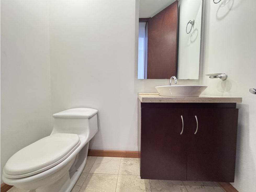 LINDO APARTAMENTO EN CHICO AMPLIO E ILUMINADO — foto 4
