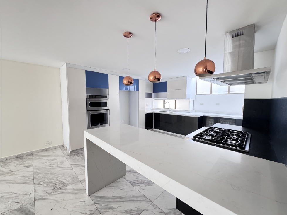 CASA REMODELADA CON ESPACIOS MARAVILLOSOS — foto 6