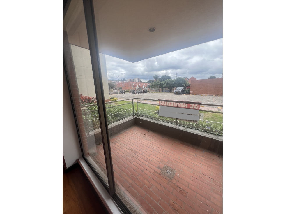 Vende Apartamento Colina campestre el Plan bogota — foto 4