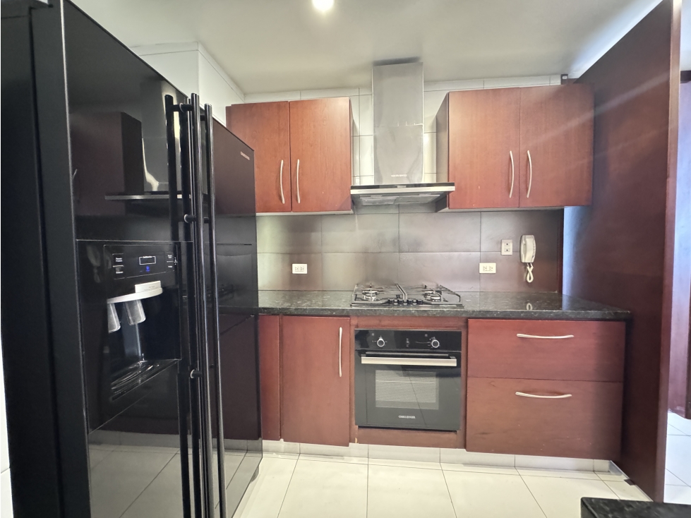 LINDO APARTAMENTO EN CHICO AMPLIO E ILUMINADO — foto 2