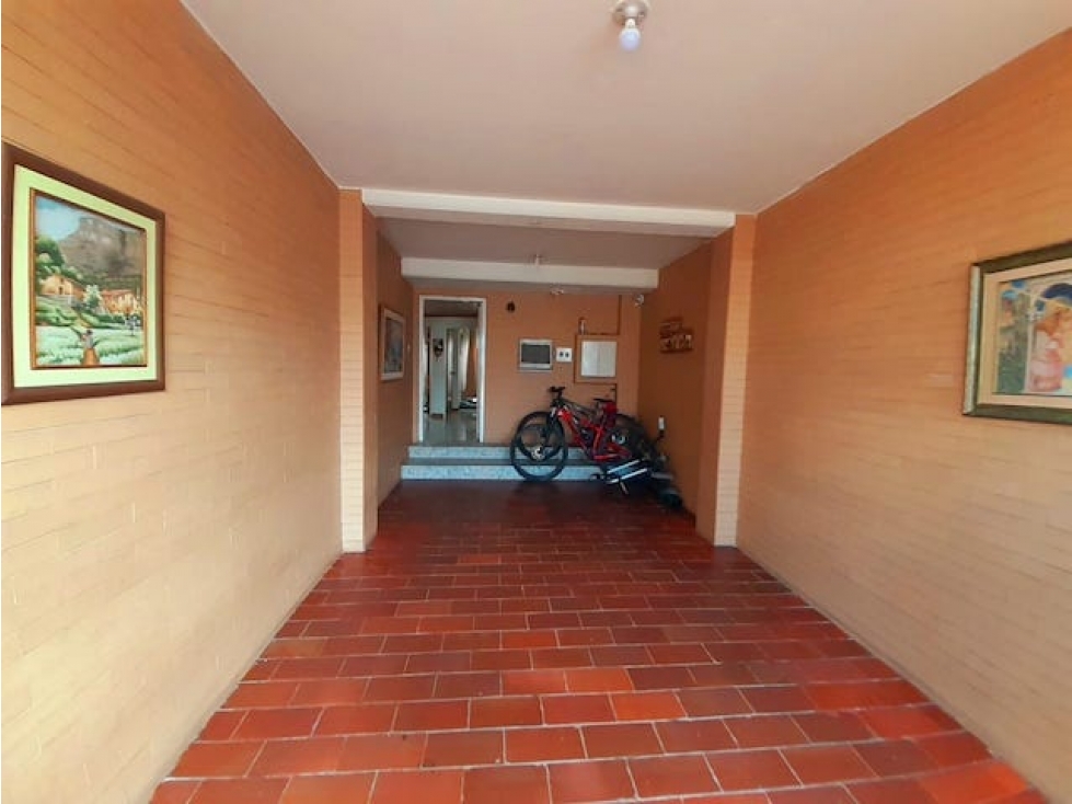 Vende Casa Pontevedra Bogota — foto 2
