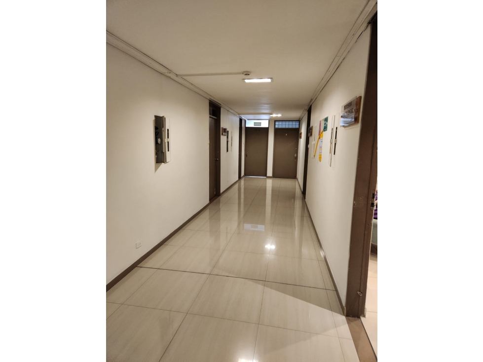 Arrienda Oficina Rosales Bogota — foto 2