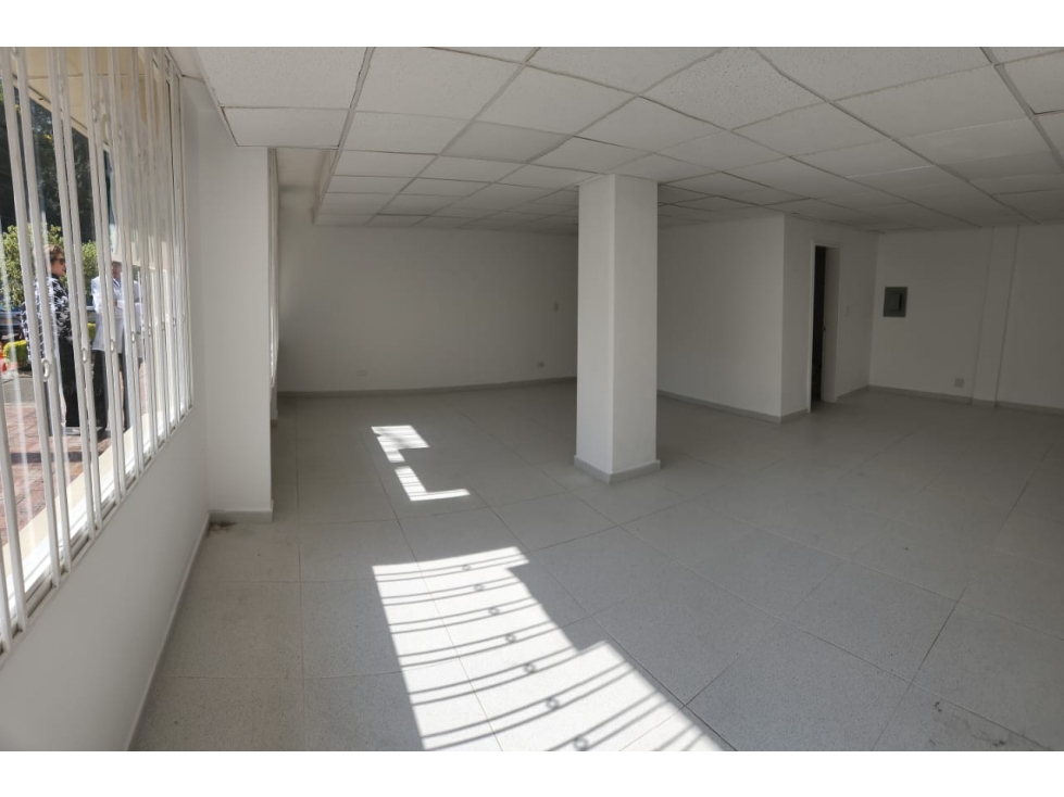 Vende local Chico Norte Bogotá — foto 2