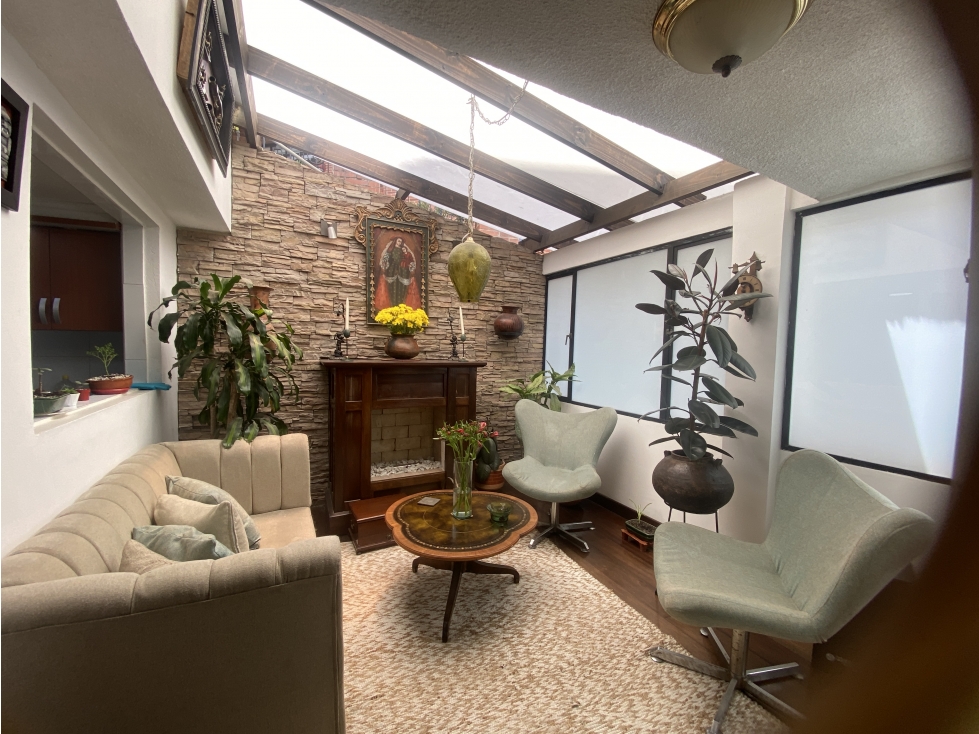 APARTAMENTO DUPLEX, CON ZONAS HUMEDAS