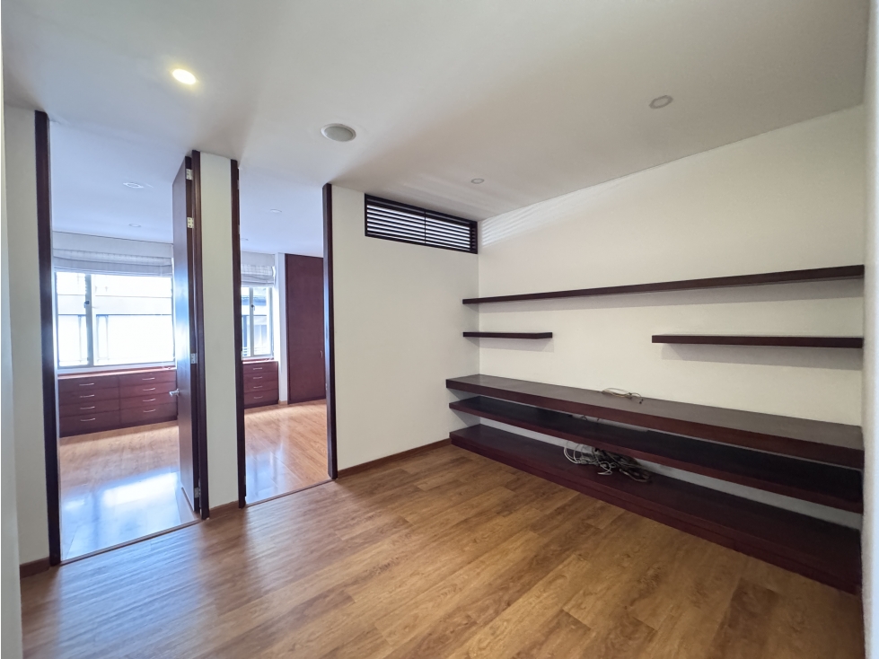 LINDO APARTAMENTO EN CHICO AMPLIO E ILUMINADO — foto 5