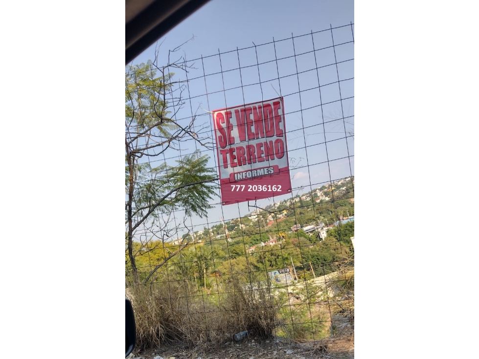 Venta de Terreno en La Colonia Los Presidentes - 1