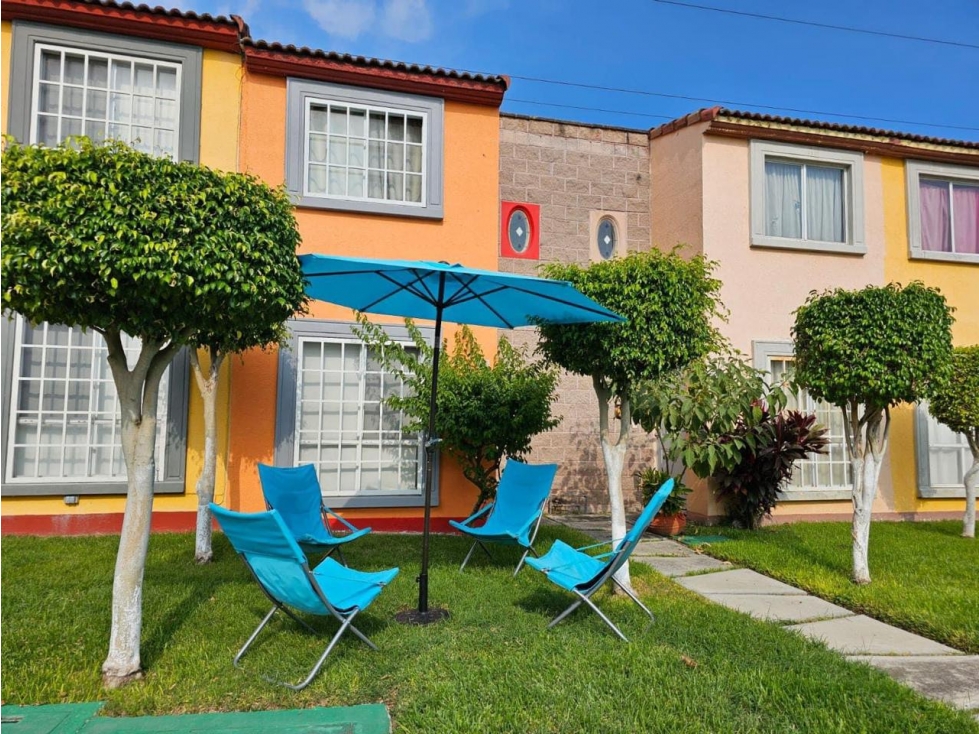 VENDO CASA LAS GARZAS 1200,000.