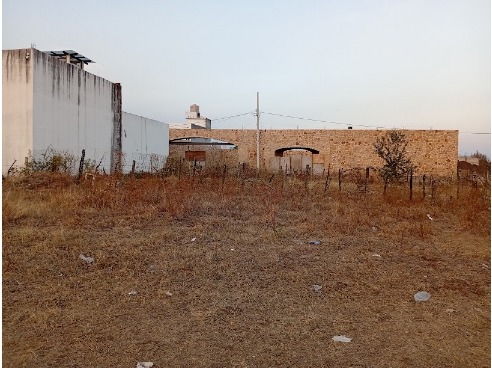 VENDO TERRENO VALLE ALEGRE 200M2