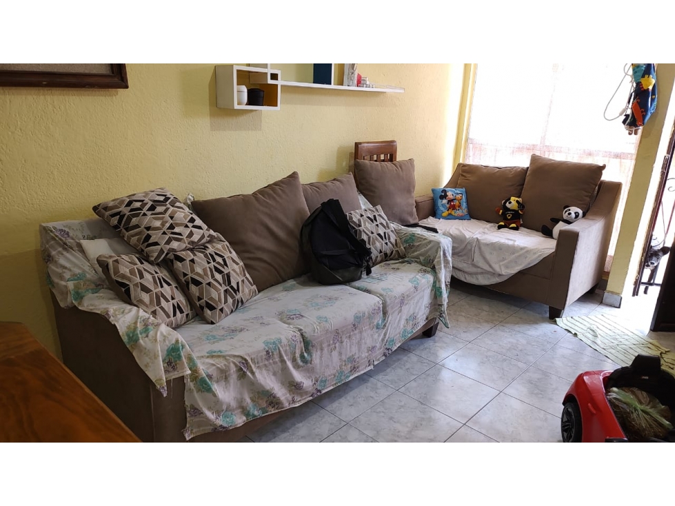 VENDO CASA ACOLAPA 730,000. - 5