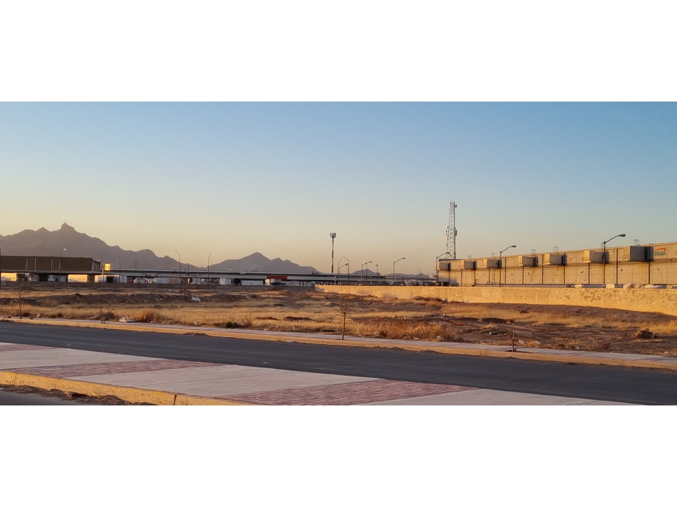 Terreno en Venta en cruce C. Ramon Rayon y C. Pinoncelli - 3