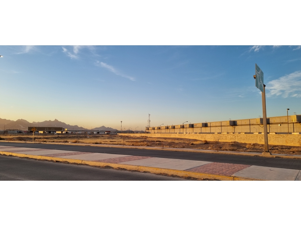 Terreno en Venta en cruce C. Ramon Rayon y C. Pinoncelli - 4