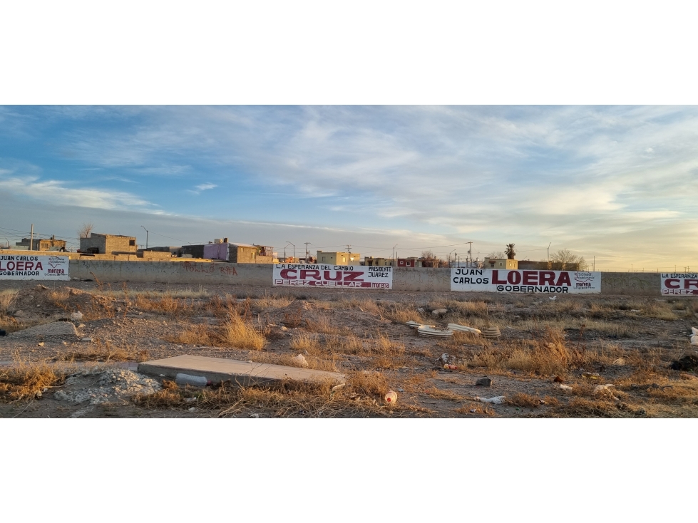 Terreno En Venta sobre Calle Ramon Rayon - 6