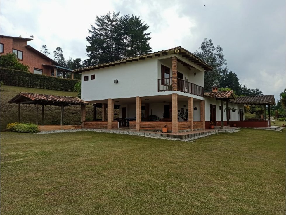 VENTA FINCA ENTRE MARINILLA Y EL CARMEN DE VIBORAL HERMOSA - 2