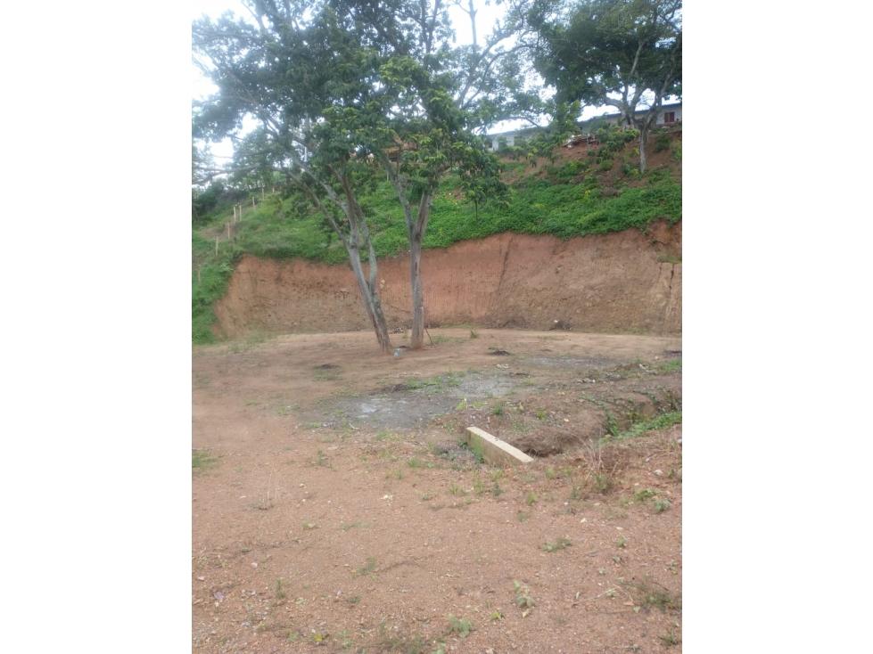 VENTA LOTE SOPETRAN ANTES DEL PUEBLO ESCRITURA 100 %