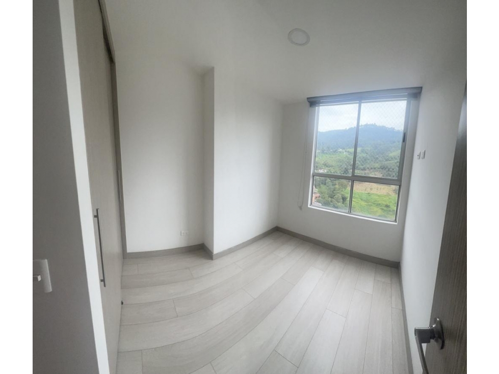VENTA DE APARTAMENTO EN EL TRAPICHE - SABANETA — foto 3