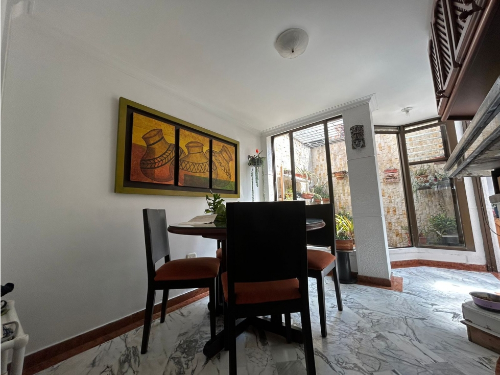 CASA SECTOR CORALES PEREIRA - 1