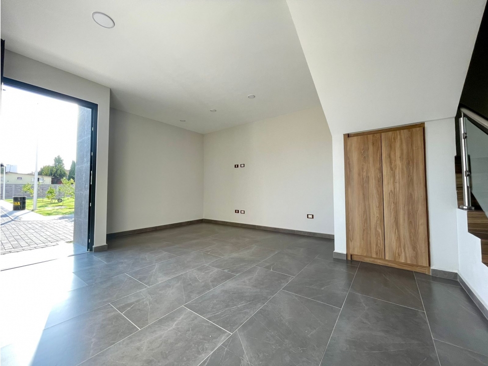Casa Nueva en Venta en Residencial en Metepec con Roof Garden - 3