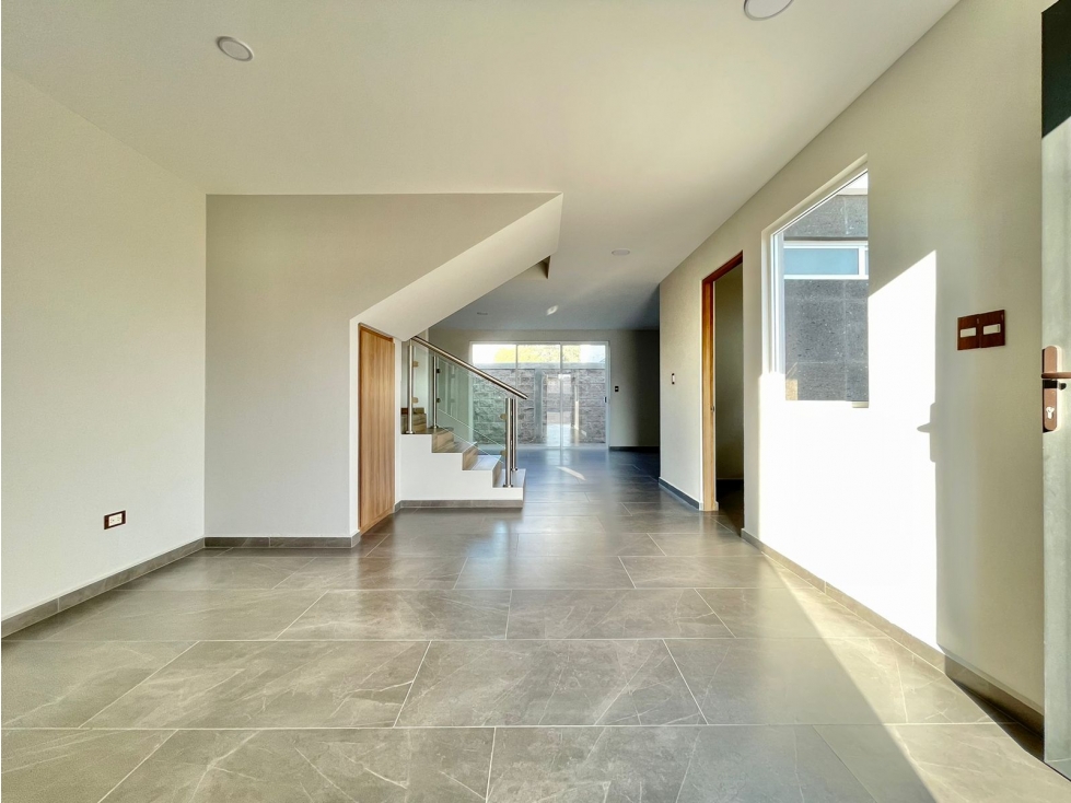 Casa Nueva en Venta en Residencial en Metepec con Roof Garden - 4