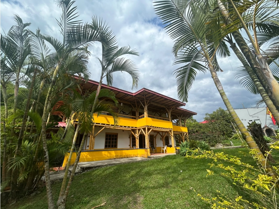 CASA CAMPESTRE EN SECTOR LA FLORIDA