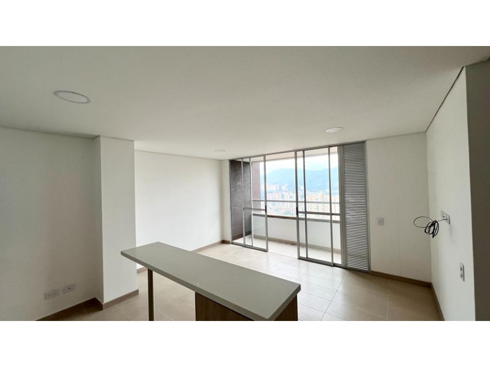 APARTAMENTO EN VENTA SABANETA 67 METROS — foto 2