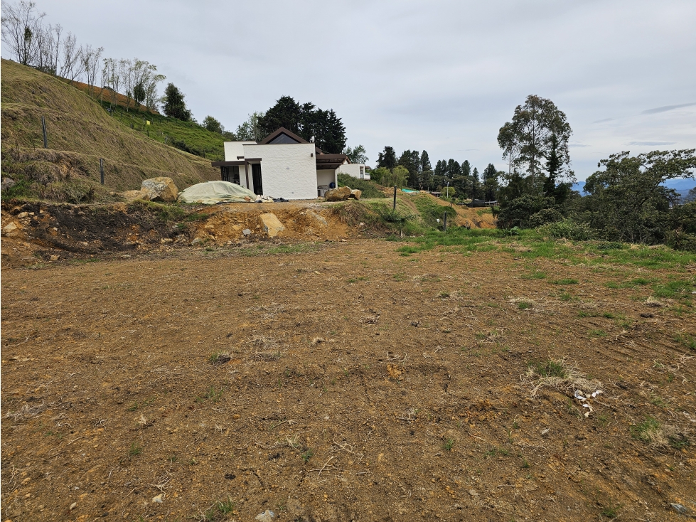 Venta de Lote en Copacabana - Sector Alto de la Virgen - 2