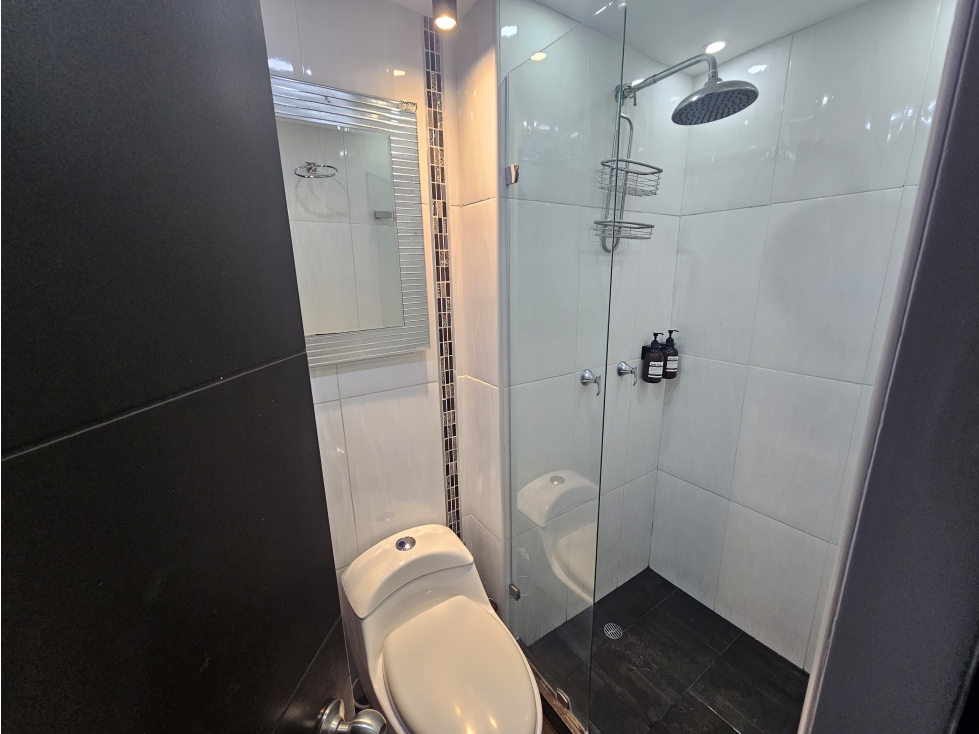 Apartaestudio en Venta en Medellín - Sector El Poblado — foto 3