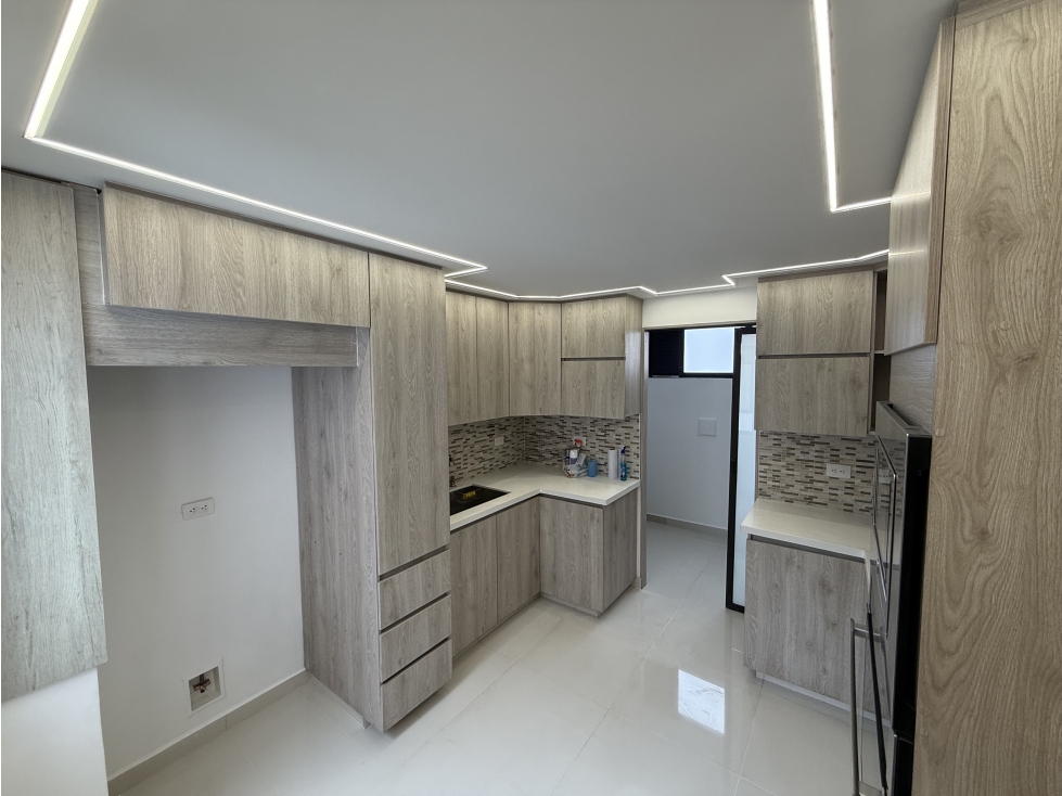 VENTA APARTAMENTO ENVIGADO, MESA