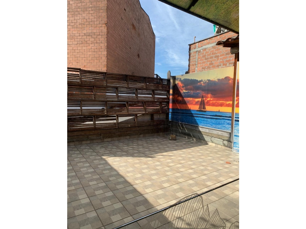 VENTA CASA LOTE LAURELES — foto 3