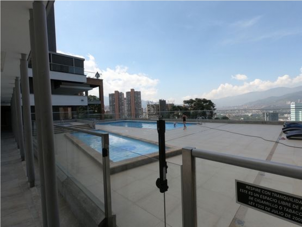 ARRIENDO APARTAMENTO EN CASTROPOL, POBLADO — foto 4