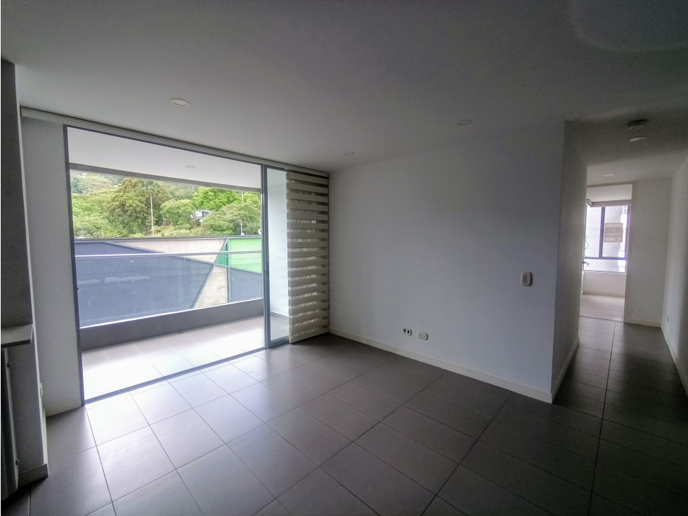 SE ARRIENDA APARTAMENTO EN CASTROPOL, POBLADO — foto 6