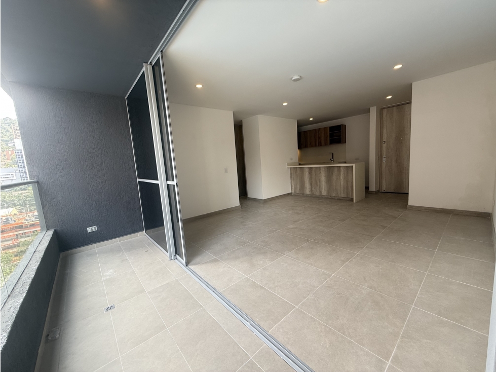 ARRIENDO APARTAMENTO CIUDAD DEL RIO — foto 3