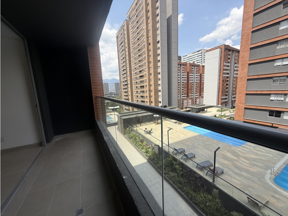 ARRIENDO APARTAMENTO CIUDAD DEL RIO