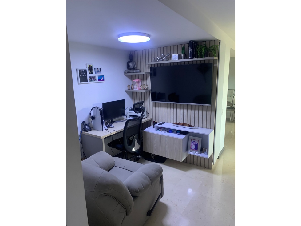 APARTAMENTO REMODELADO EN LAURELES — foto 6