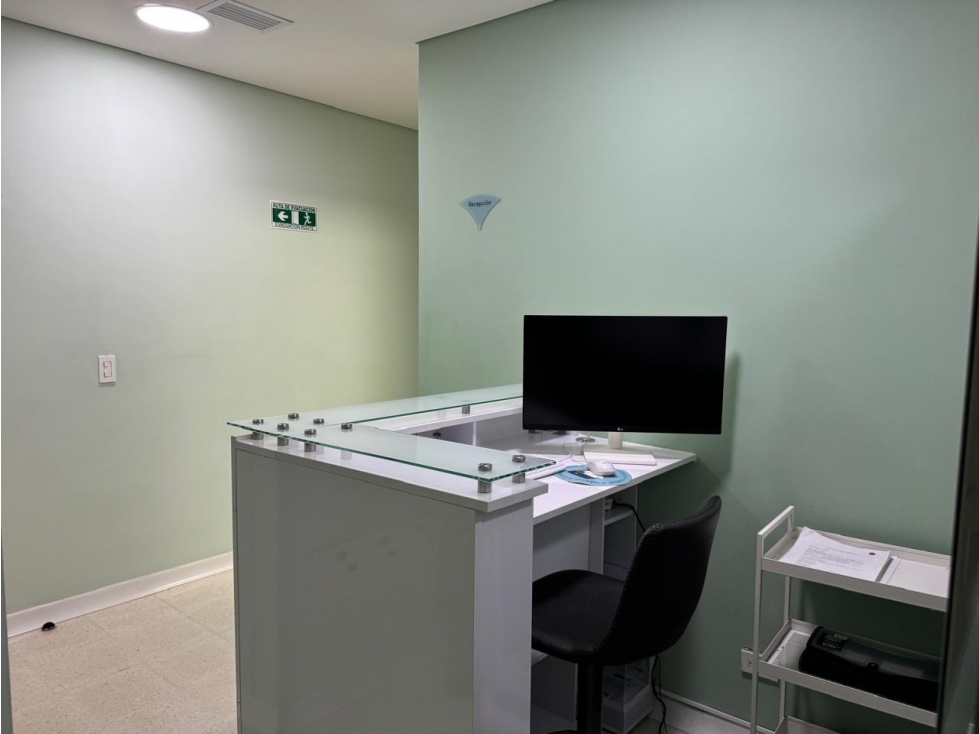 ARRIENDO CONSULTORIO MAYORCA TORRE MEDICA - 5