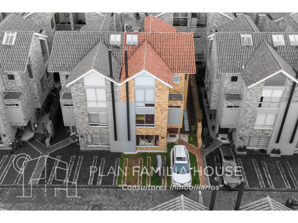 Casa en venta, chia, pinares