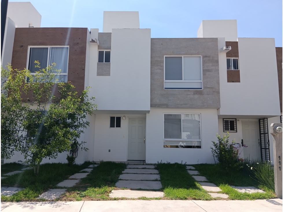 CASA EN RENTA CIUDAD MARQUES - 1