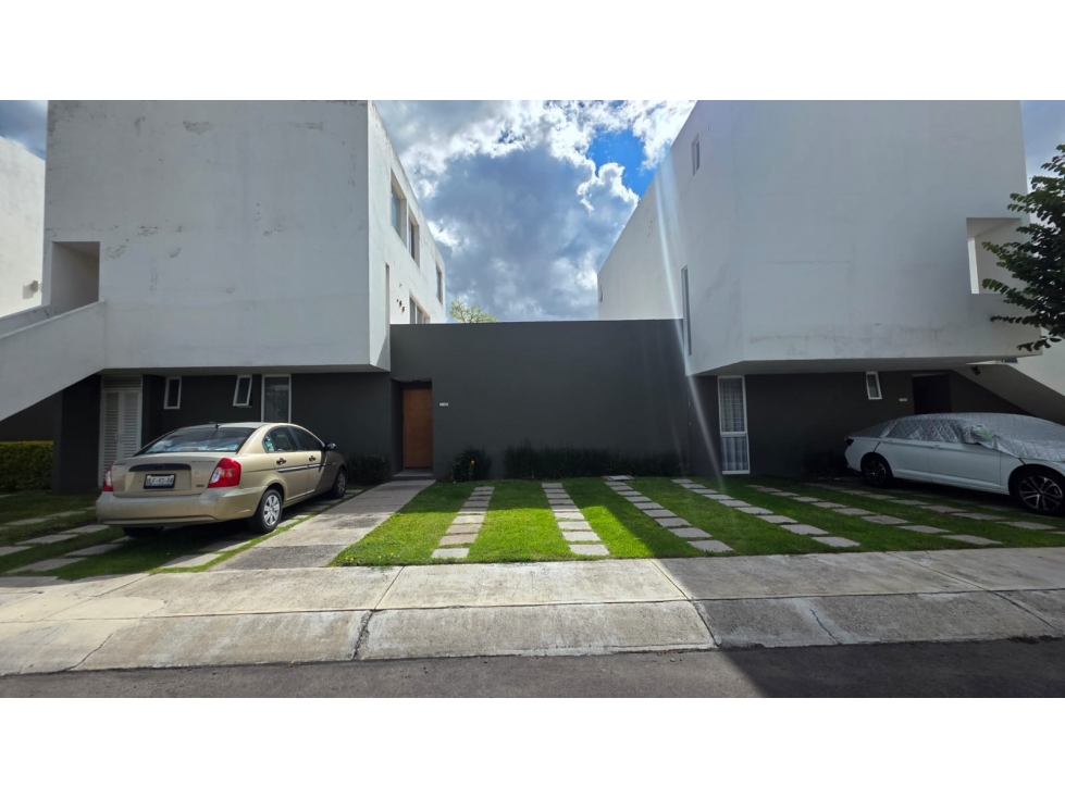 VENTA DUPLEX PLANTA BAJA EL DESEO EN EL MIRADOR QUERETARO