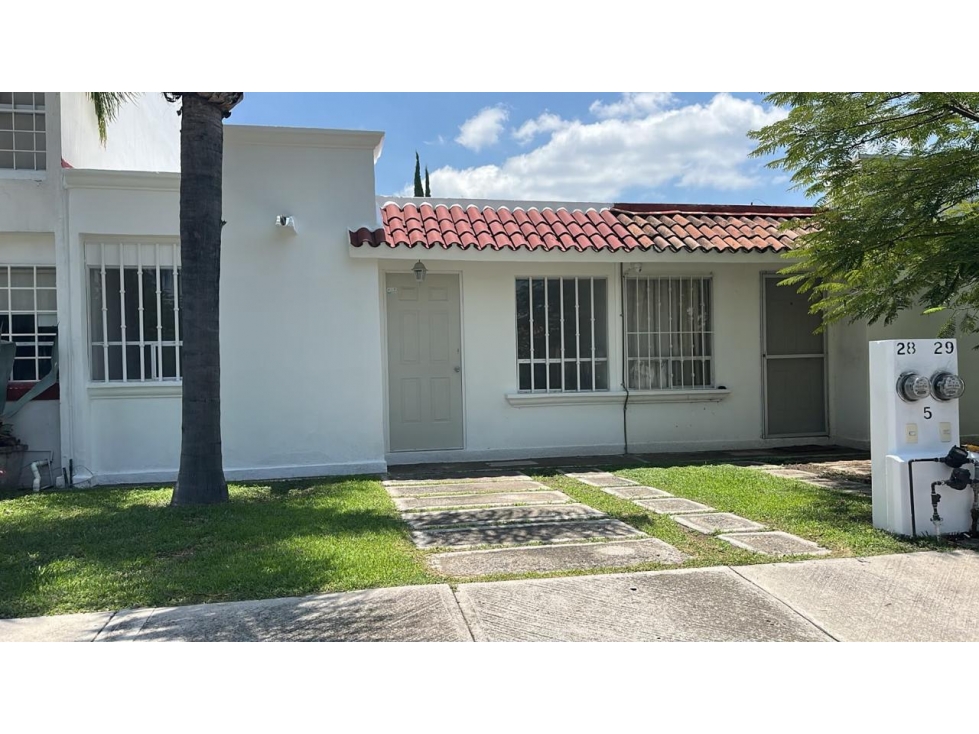 CASA EN VENTA DE UN NIVEL CON EXCEDENTE EN PIRAMIDES QUERETARO - 1