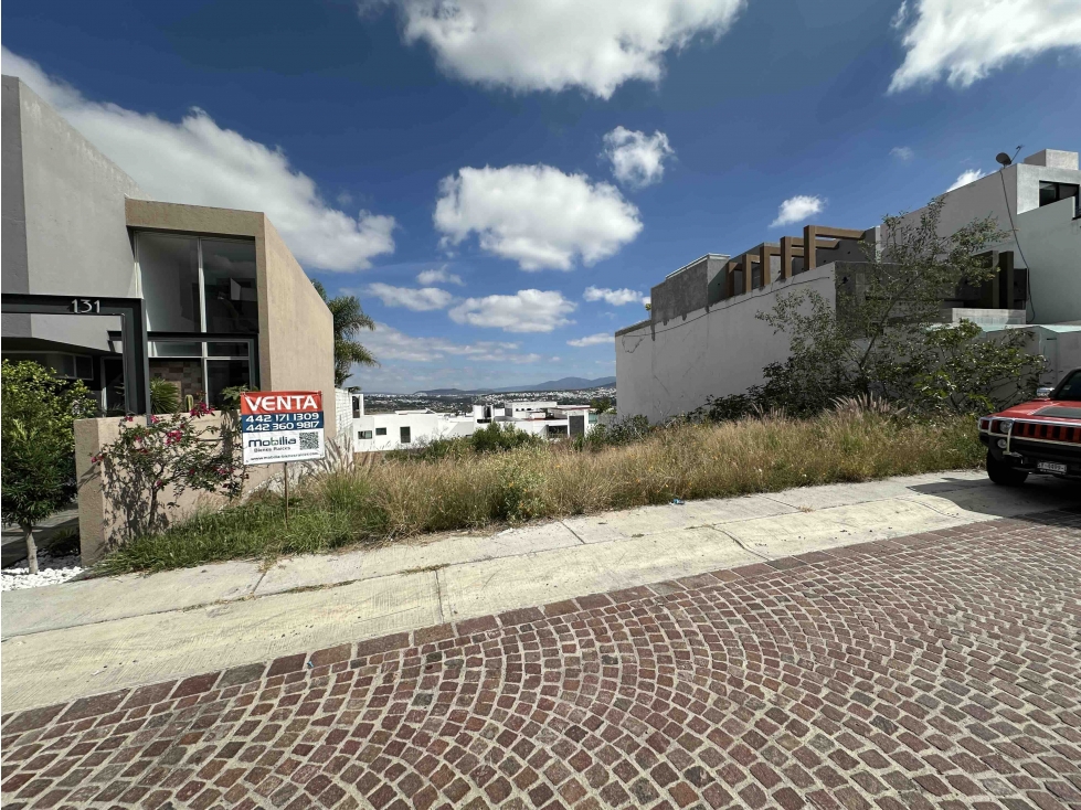 TERRENO EN VENTA CON DESNIVEL,CUMBRES DE LAGO,JURIQUILLA, QRO. - 4
