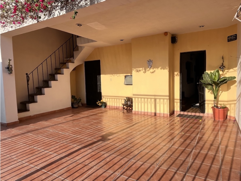 VENTA CASA DE AUTOR, RESIDENCIAL LAS TROJES - 2
