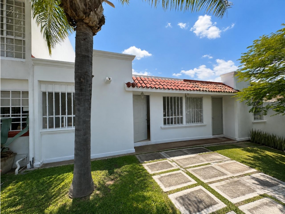 CASA EN VENTA DE UN NIVEL CON EXCEDENTE EN PIRAMIDES QUERETARO - 2