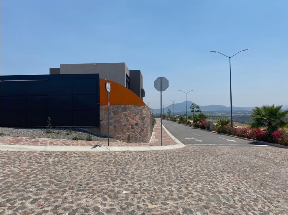 VENTA CASA EL MANANTIAL CORREGIDORA - 2