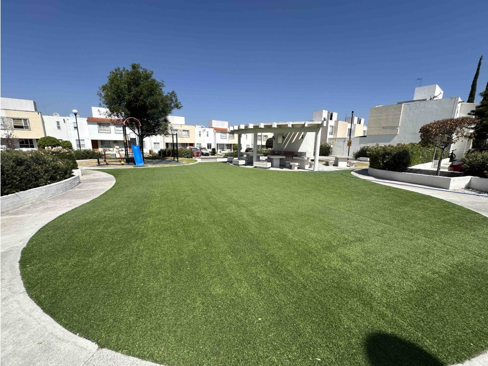 CASA EN VENTA EN RESIDENCIAL DEL PARQUE, EL MIRADOR, QUERÉTARO.